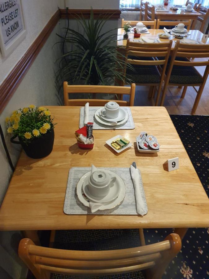 Golden Sands Hotel - St Chad'S Road 블랙풀 외부 사진
