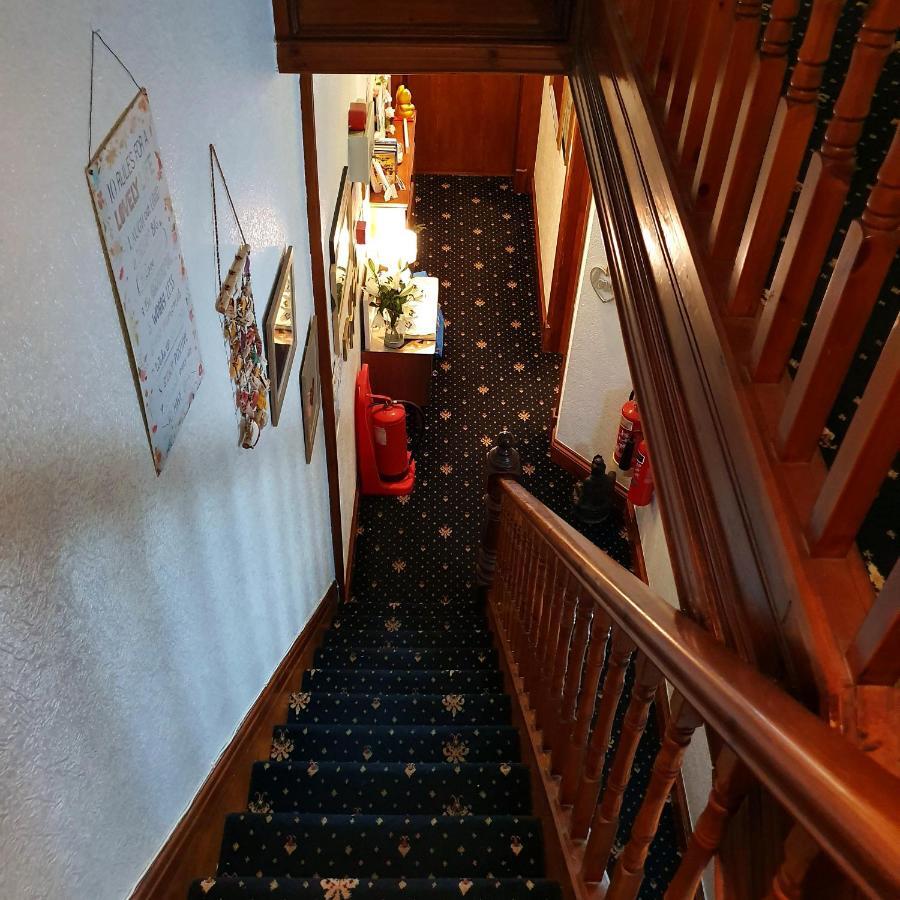 Golden Sands Hotel - St Chad'S Road 블랙풀 외부 사진
